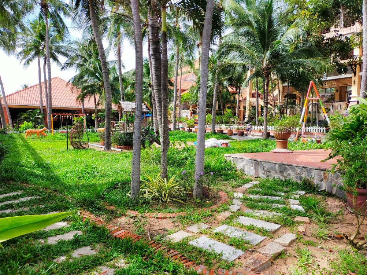 Hon Rom Central Beach Resort Mui Ne Esterno foto