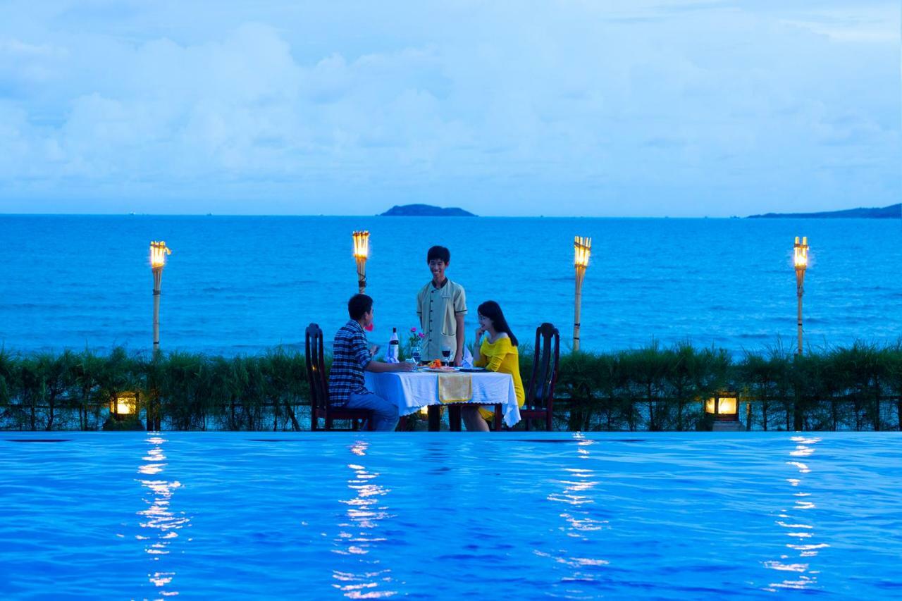 Hon Rom Central Beach Resort Mui Ne Esterno foto
